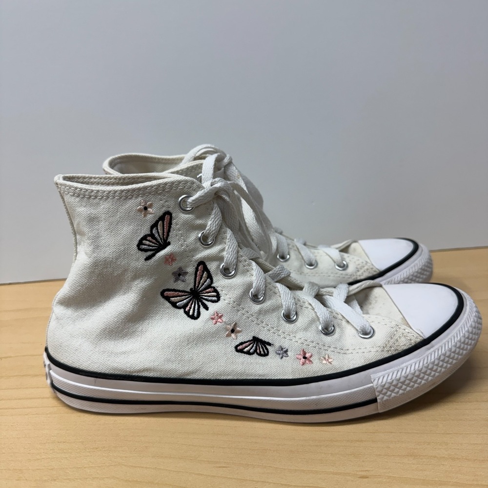 Converse Girl's Chuck High Top Sneakers Cream w Butterflies Size 6 Kid 38.5 Euro - Picture 4 of 9